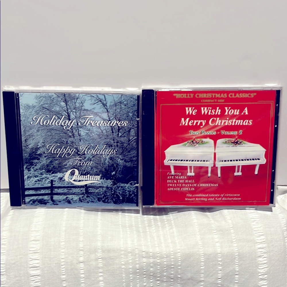 2 Holiday Music CD’s Merry Christmas Twin Pianos Seasonal Favorites 🎄🎹